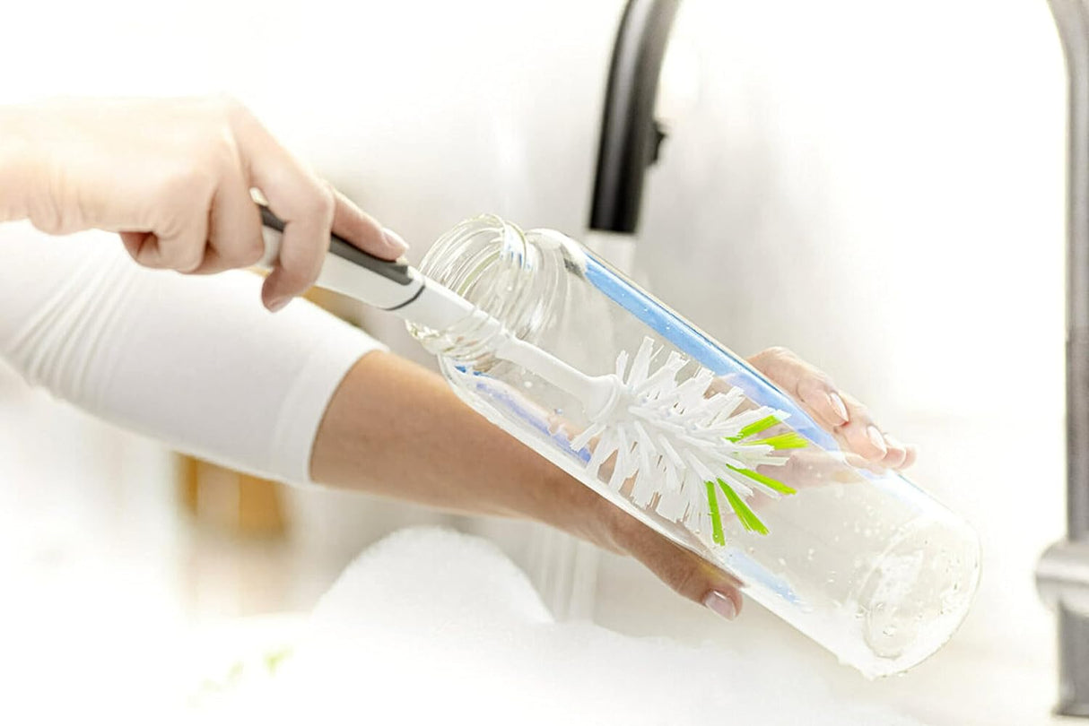 Scotch-Brite Glass and Water Bottle Brush, Long-Lasting Bristles, Safe on Multiple Types of Water Bottles, Baby Bottles, Vases, and More